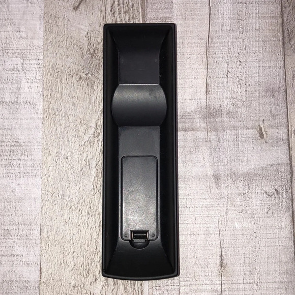 Dynex universal remote control 2RC-100 - Picture 2 of 5